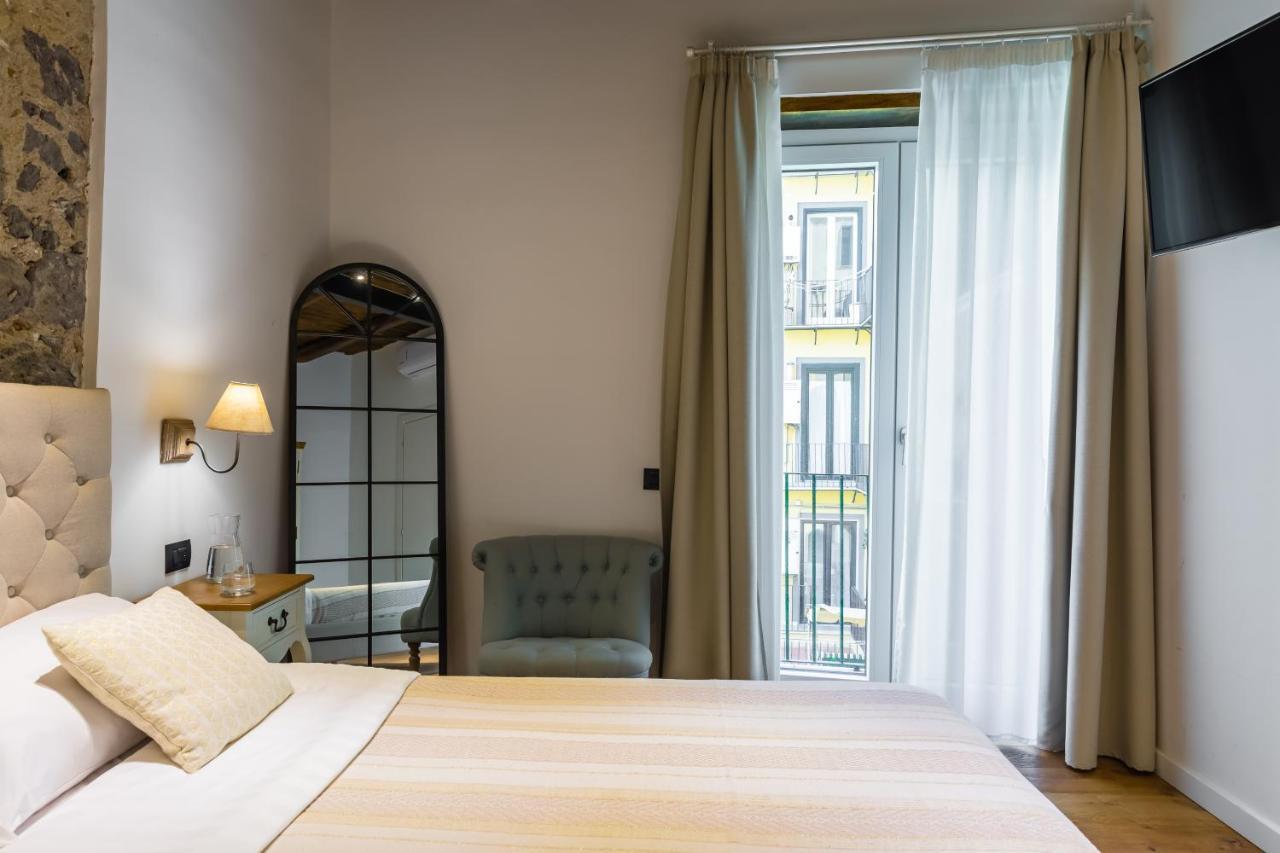 Starhost - Minerva Suite ซาแลร์โน ภายนอก รูปภาพ
